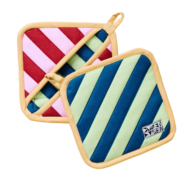 striped pot holder